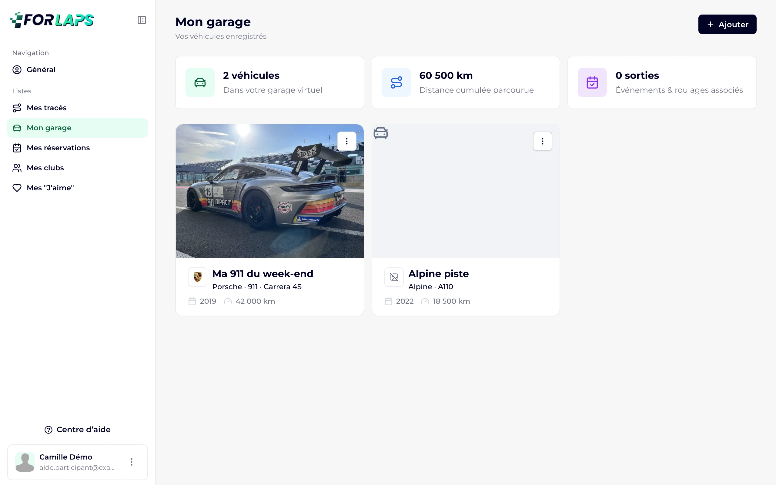 La page Mon garage avec deux véhicules