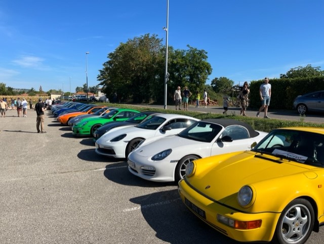 Rassemblement Sportives Ambérieux 69